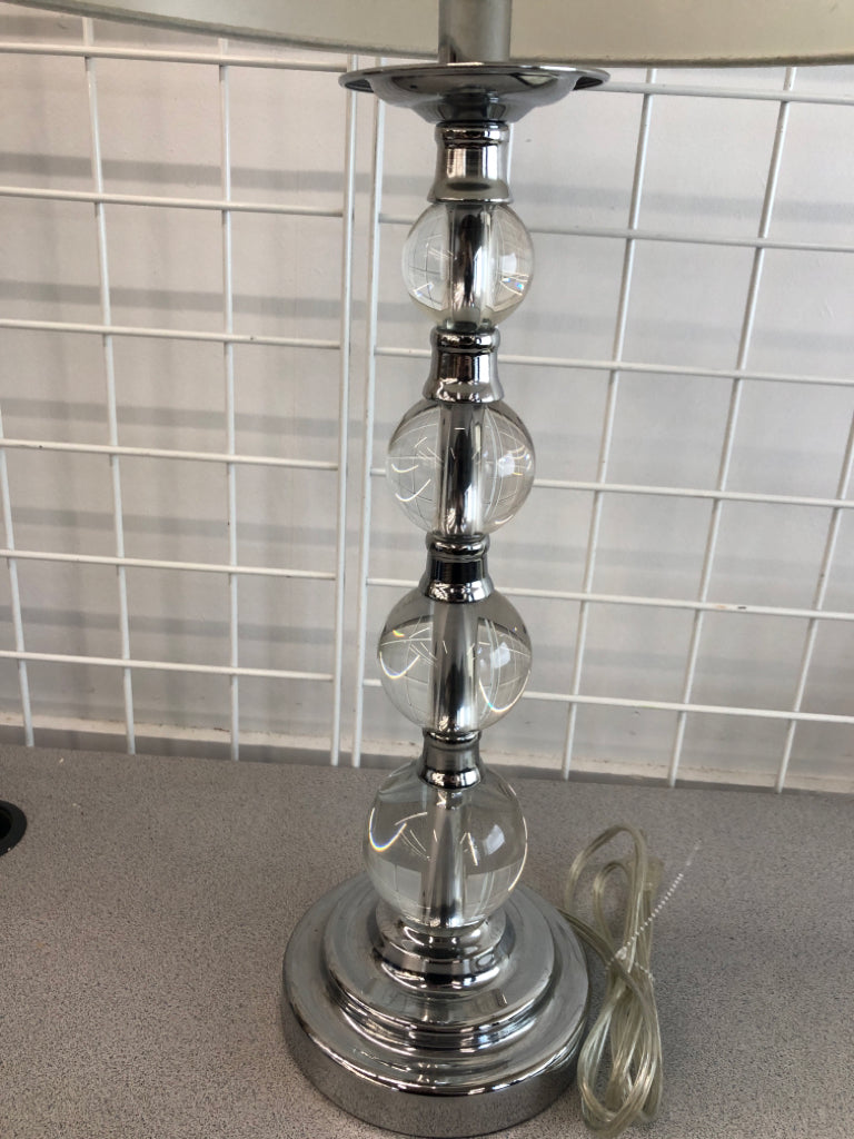 STACKED GLASS BALL LAMP W/BARREL SHADE.