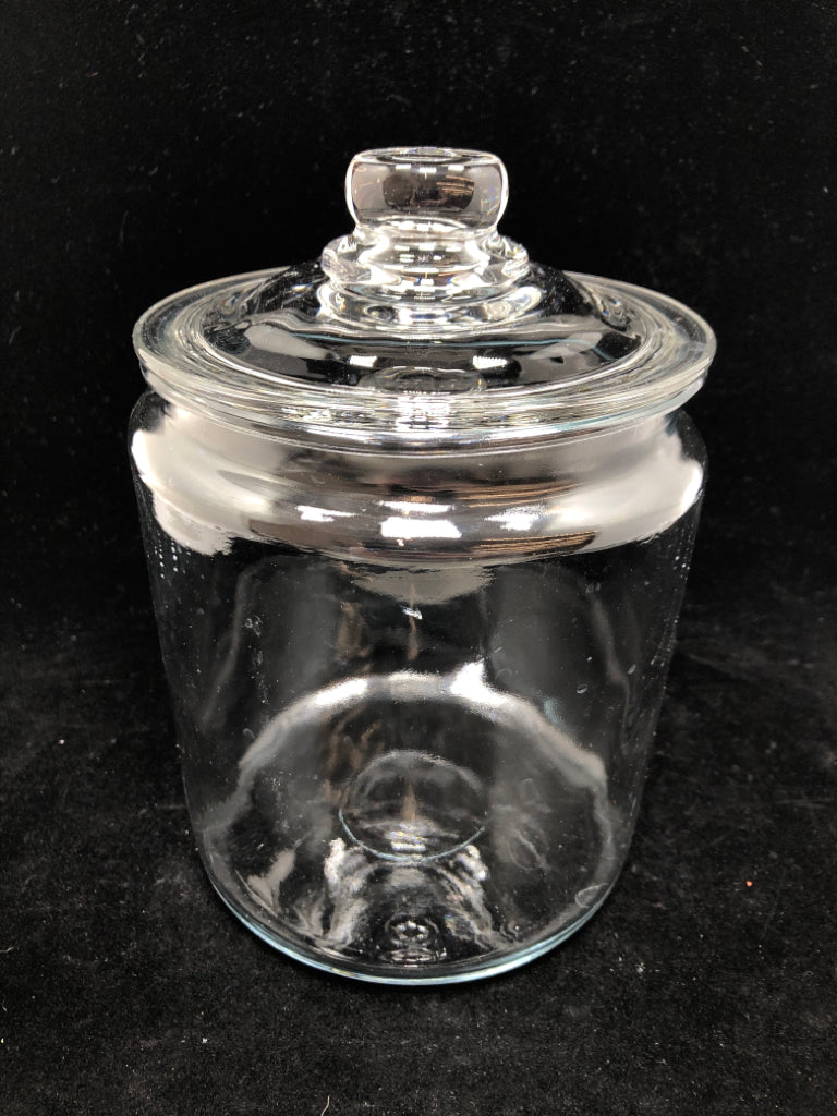 SM CLEAR GLASS CANISTER.