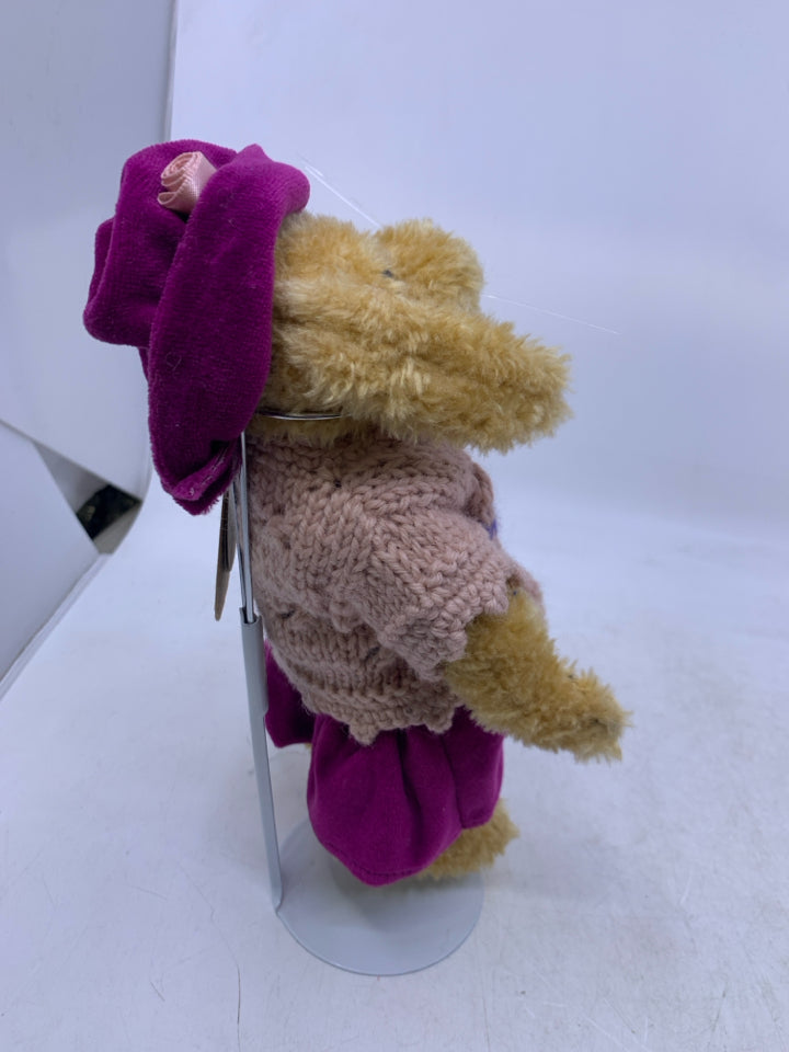 SHAG BUNNY W/DARK PINK DRESS SHORT SLEEVE SWEATER ON STAND.