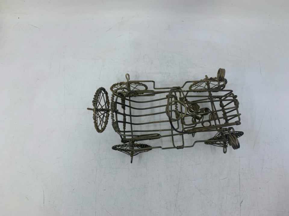 WIRE VINTAGE CAR FIGURINE.