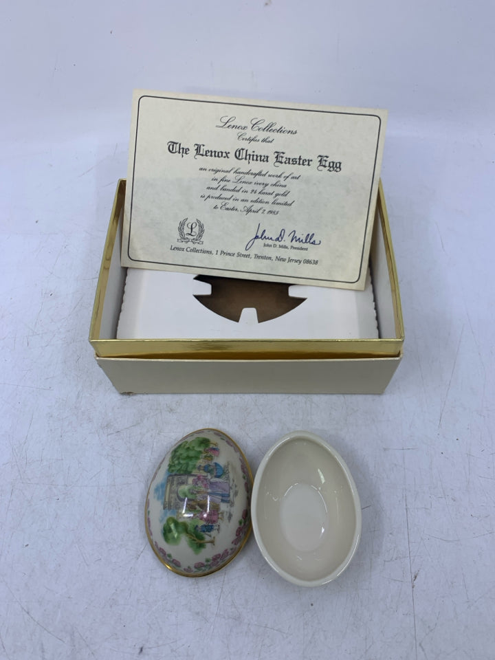 1985 PORCELAIN EASTER EGG W/ BOX.