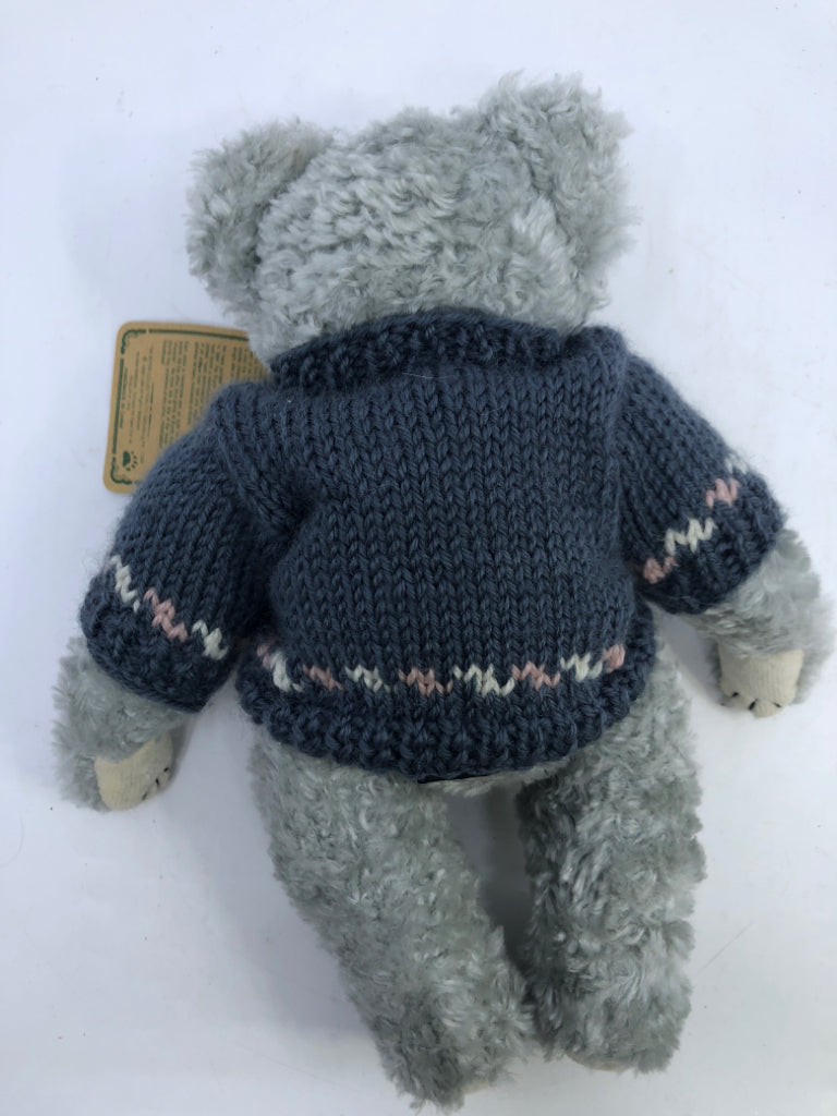 BOYDS BEAR FLOYD IN GREY SWEATER