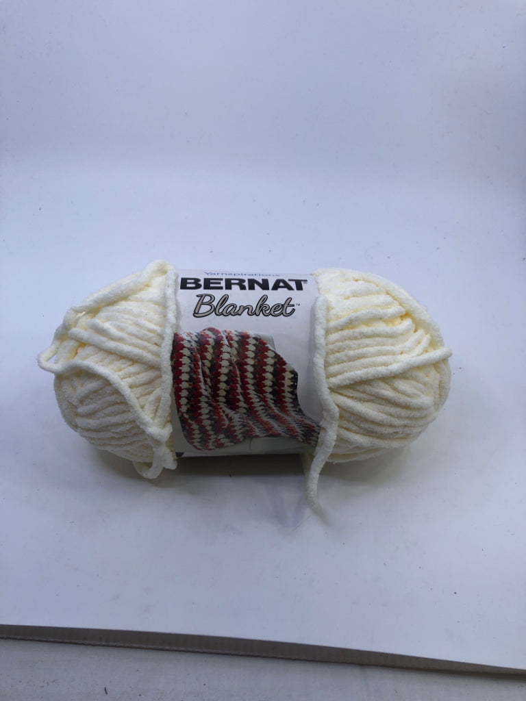 NIP BERNAT BLANKET CREAM YARN.