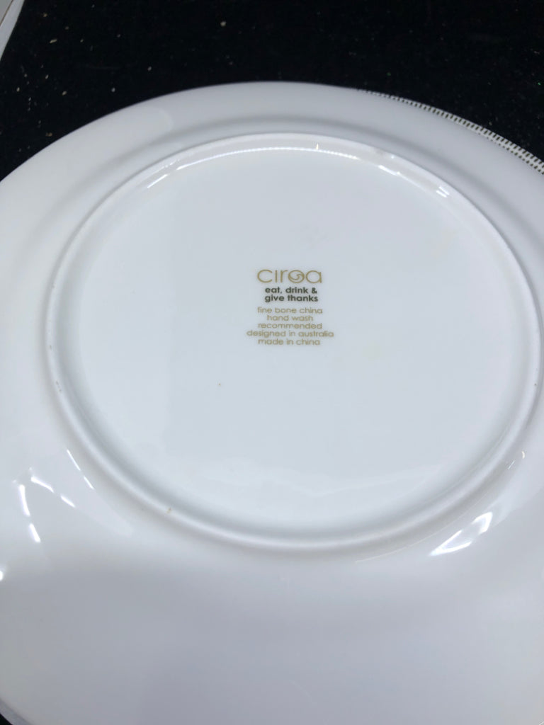 6 EAT DRINK BE THANKFUL WHITE/GOLD PLATES CIROA.