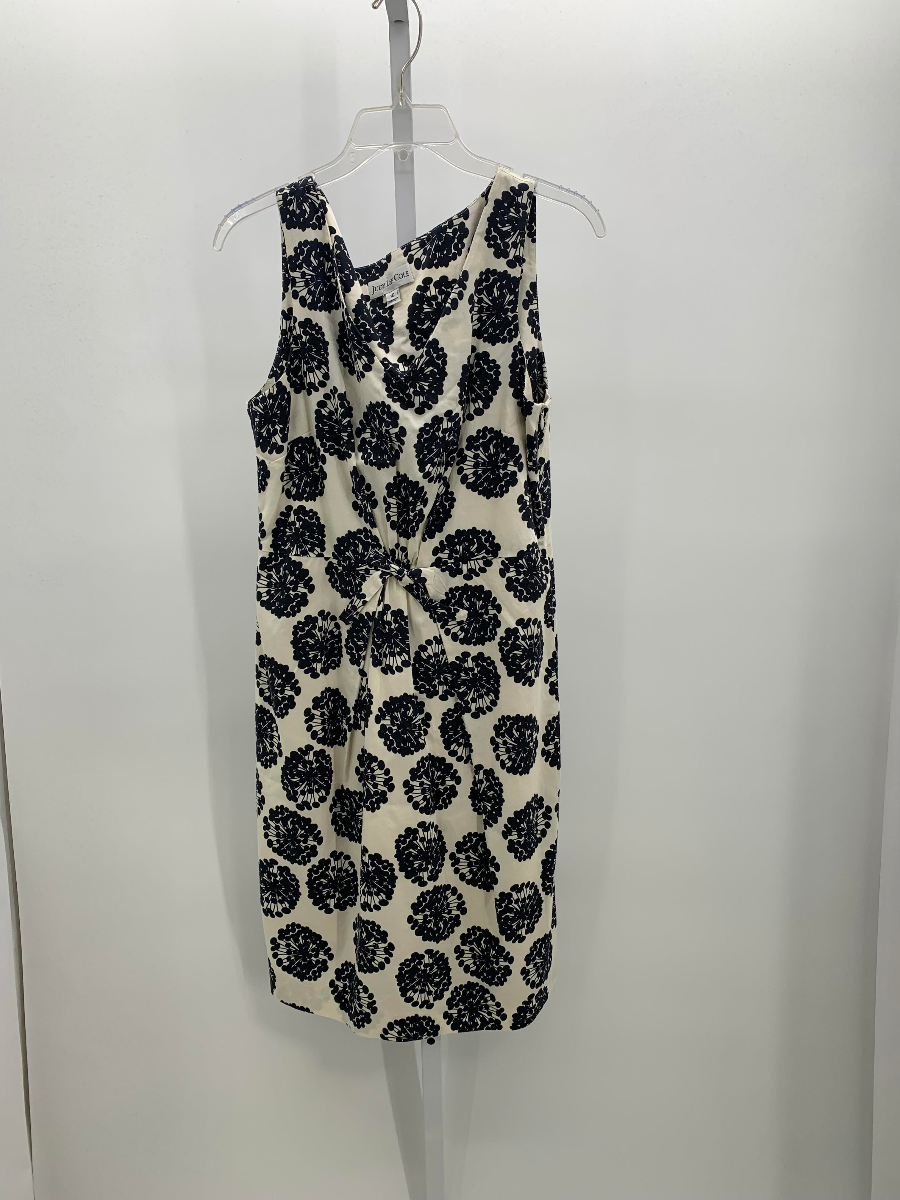 Size 10 Misses Sleeveless Dress
