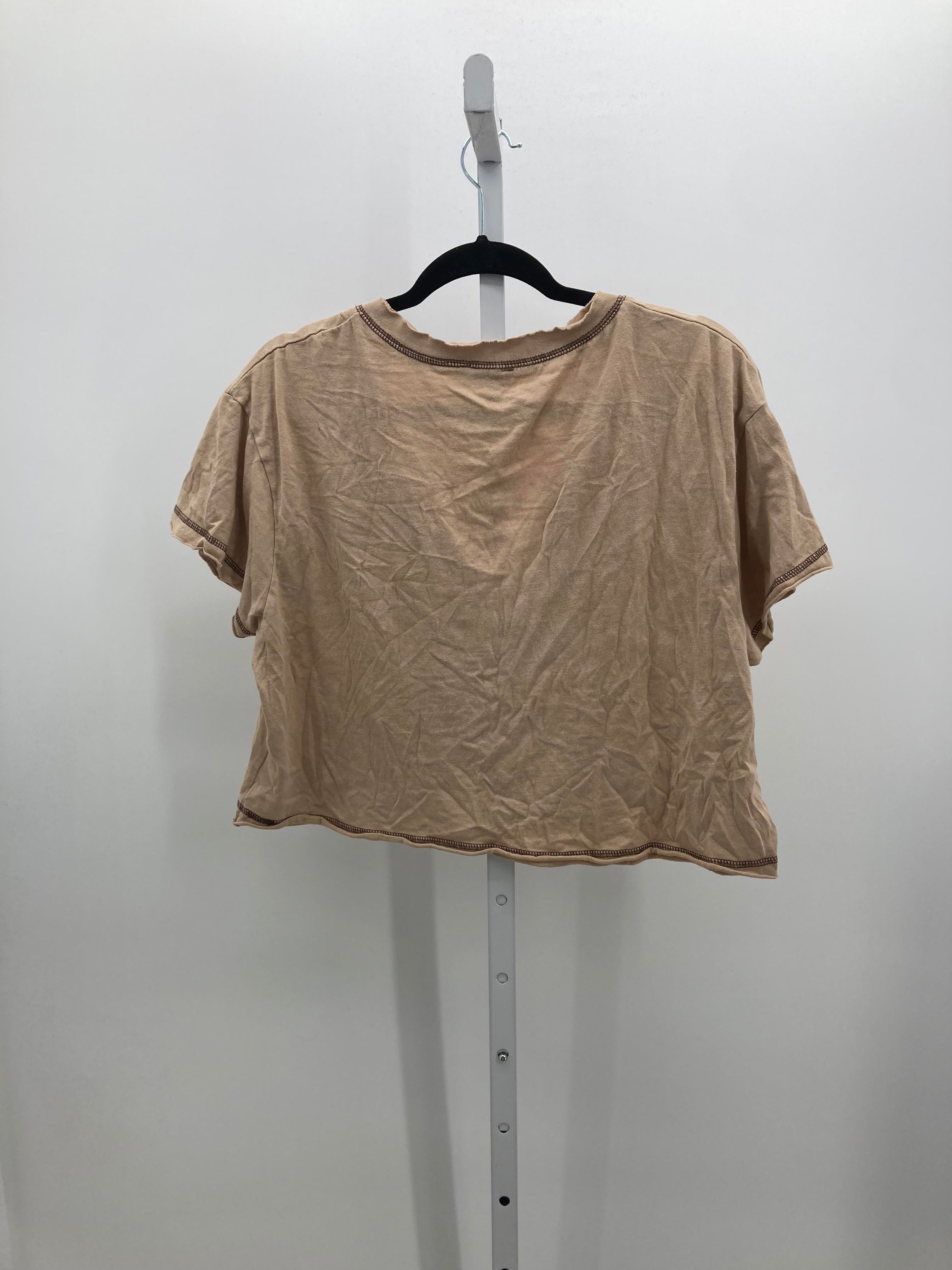 Size Extra Large Juniors Short Sleeve Shirt