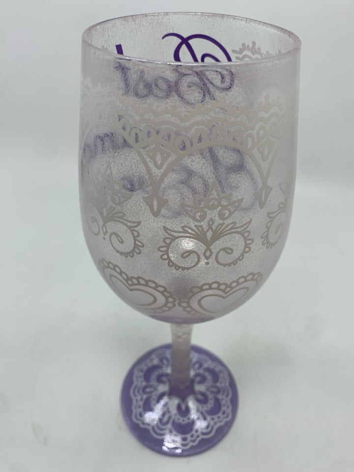 BEST GRANDMA EVER LOLITA WINE GLASS.