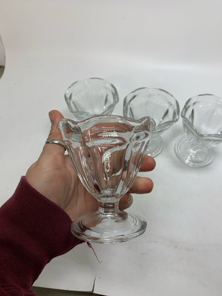 4 SHORT SUNDAE CUPS.