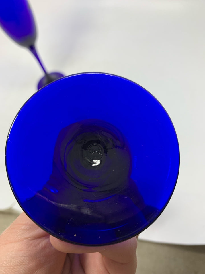 2 COBALT BLUE CHAMPAGNE GLASSES.