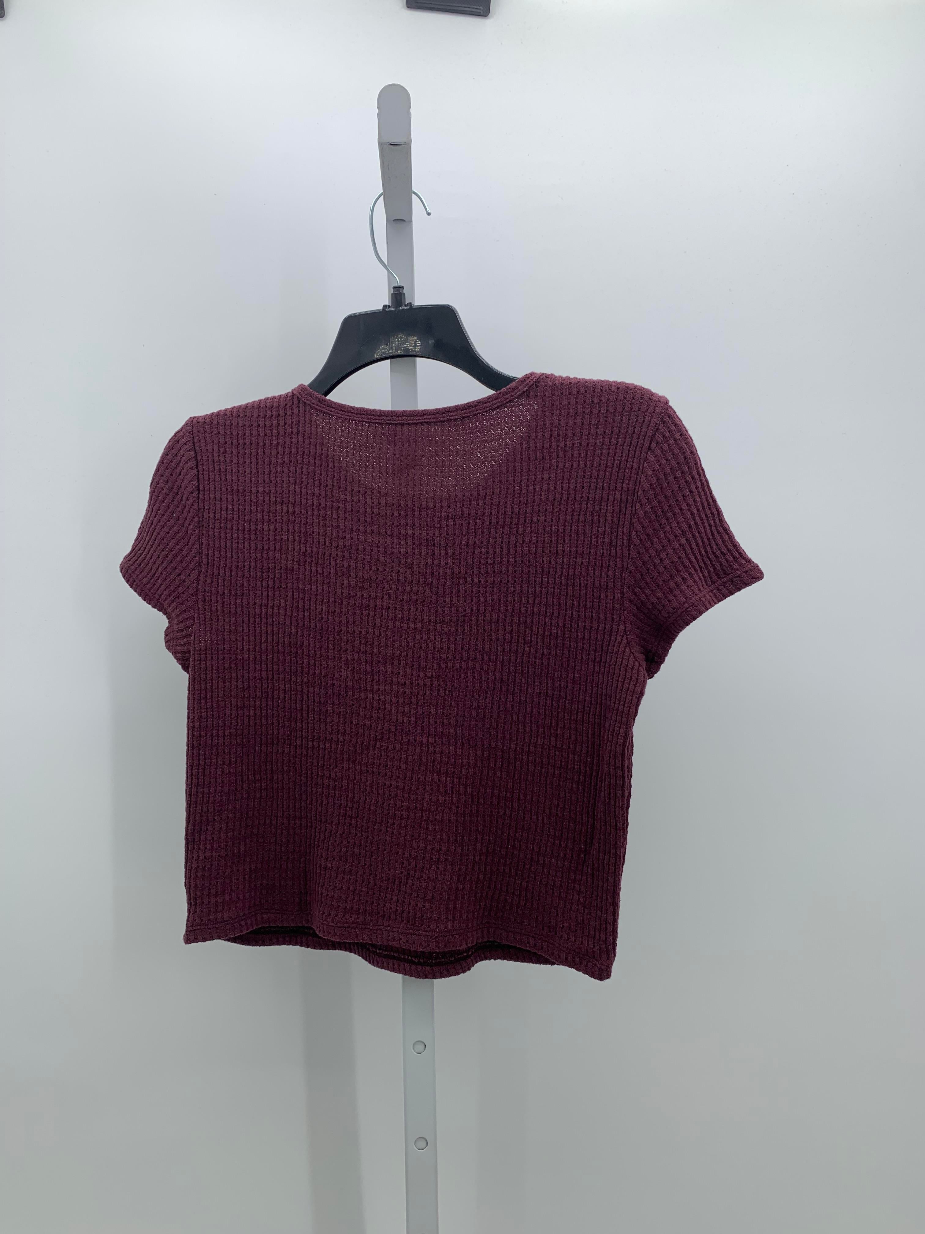 American Eagle Size Medium Juniors Short Sleeve Shirt