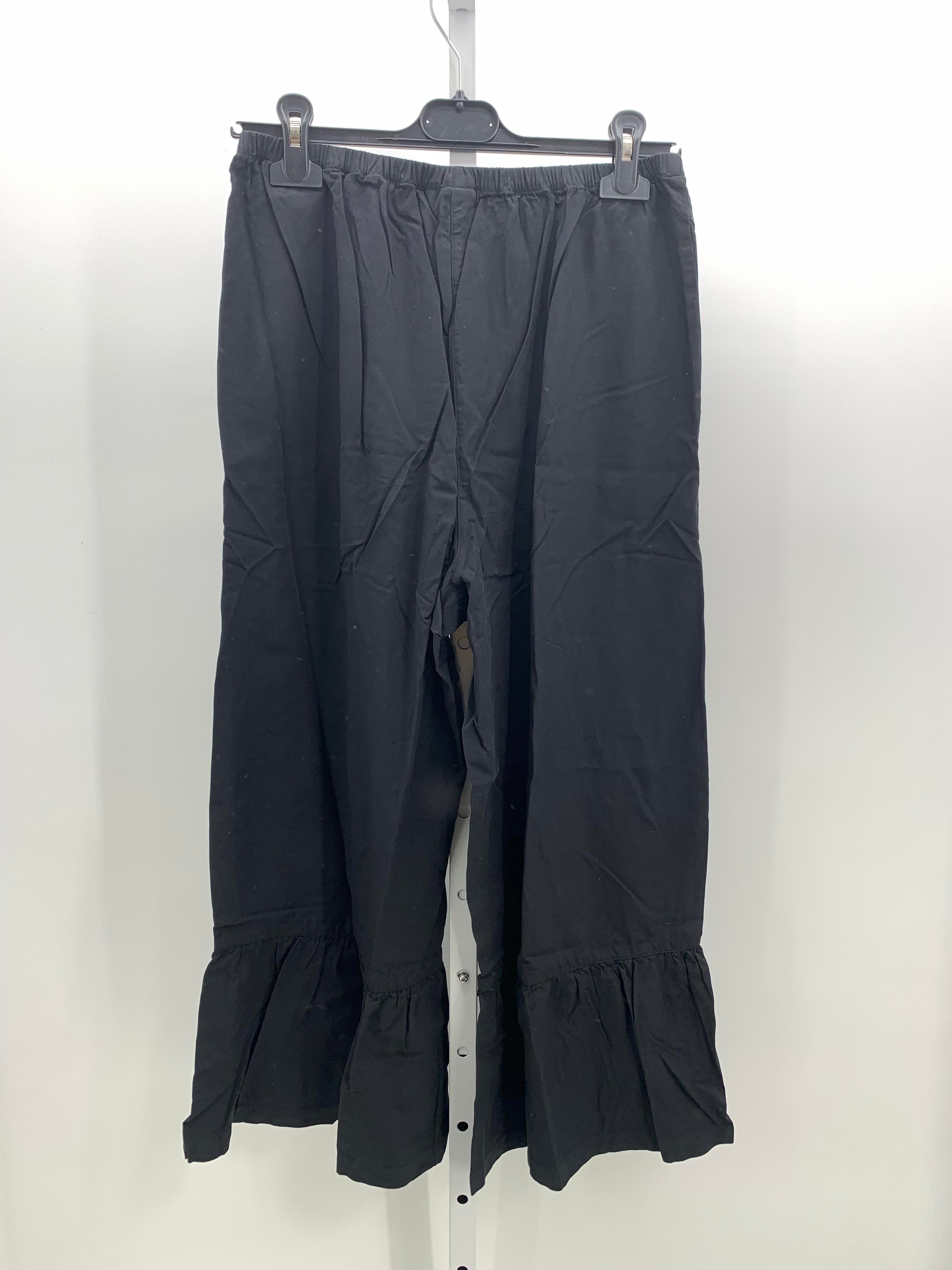 Size Medium Misses Capri Pants