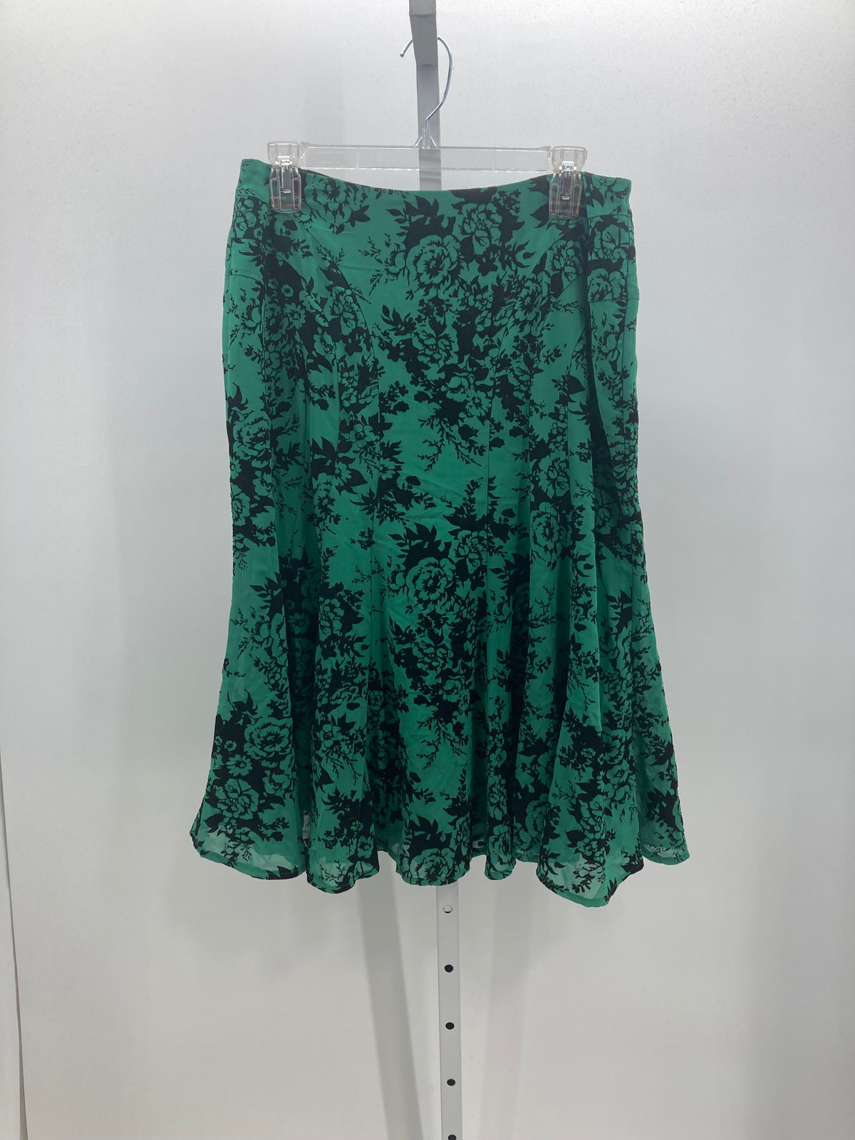 Size Large Misses Skirt