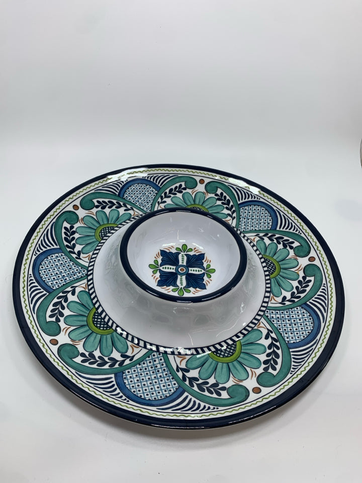 MELAMINE CHIP/DIP BLUE FLORAL TRAY.