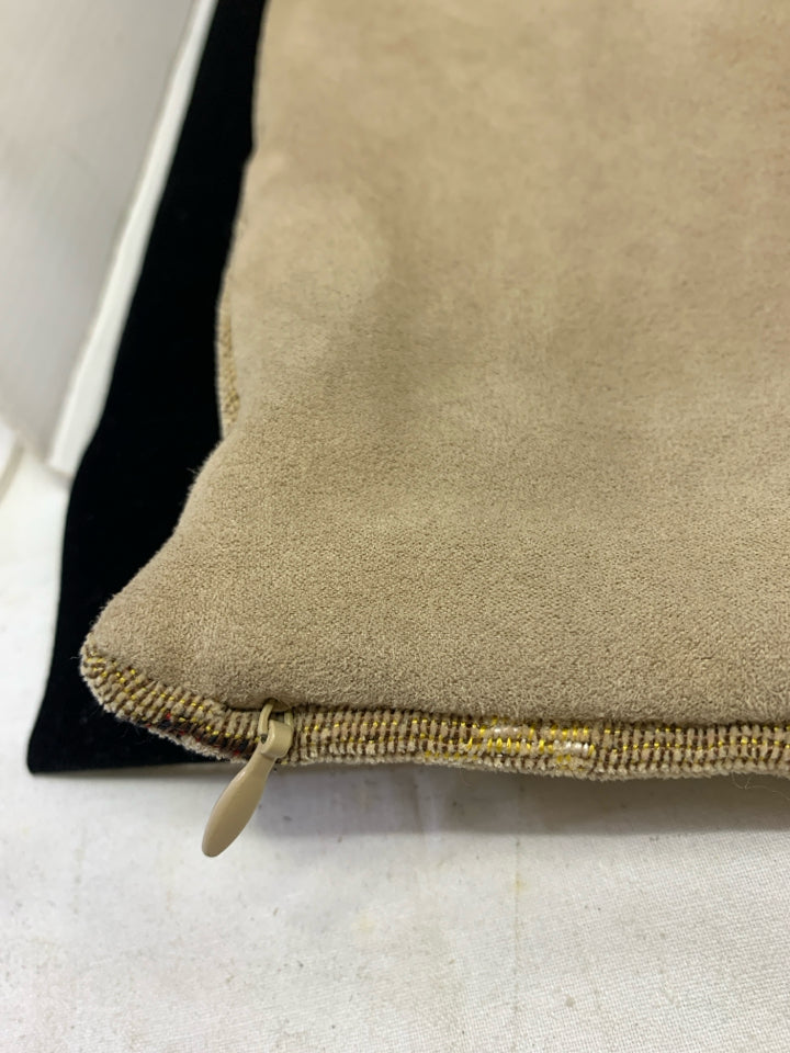 PINEAPPLES PILLOW SHAM.