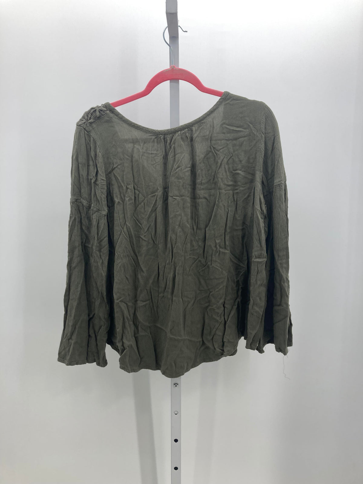 Mossimo Size Extra Large Misses 3/4 Sleeve Shirt