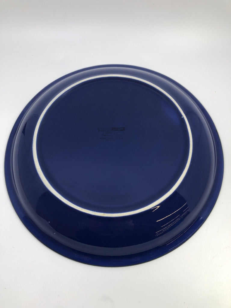 BLUE & WHITE SERVING PLATE LIVING HOME.