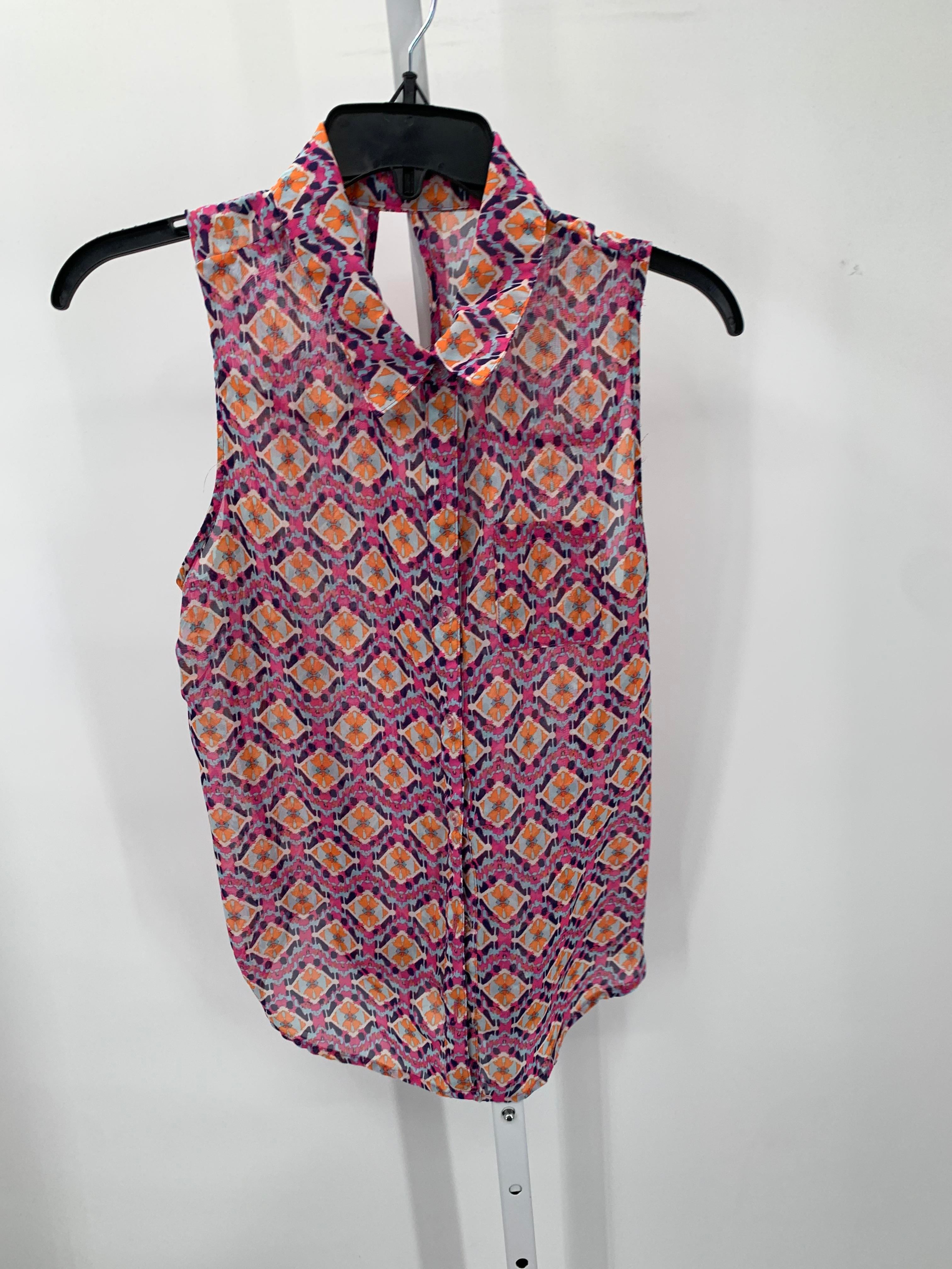 No Boundries Size Medium Juniors Sleeveless Shirt