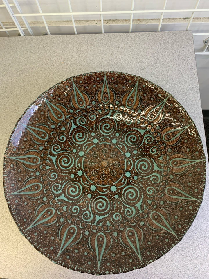 BROWN & BLUE CERAMIC/RESIN PAINTED BOWL CENTERPIECE W/SWIRLS.