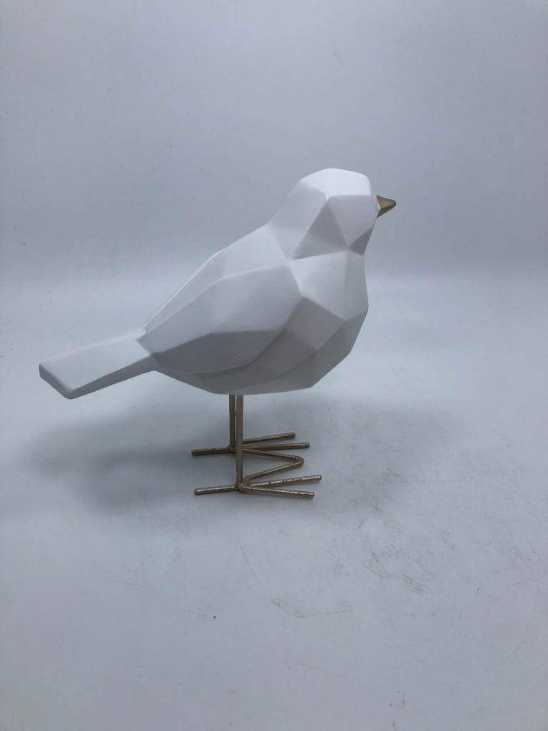 WHITE PLASTIC BIRD W/GOLD FEET.