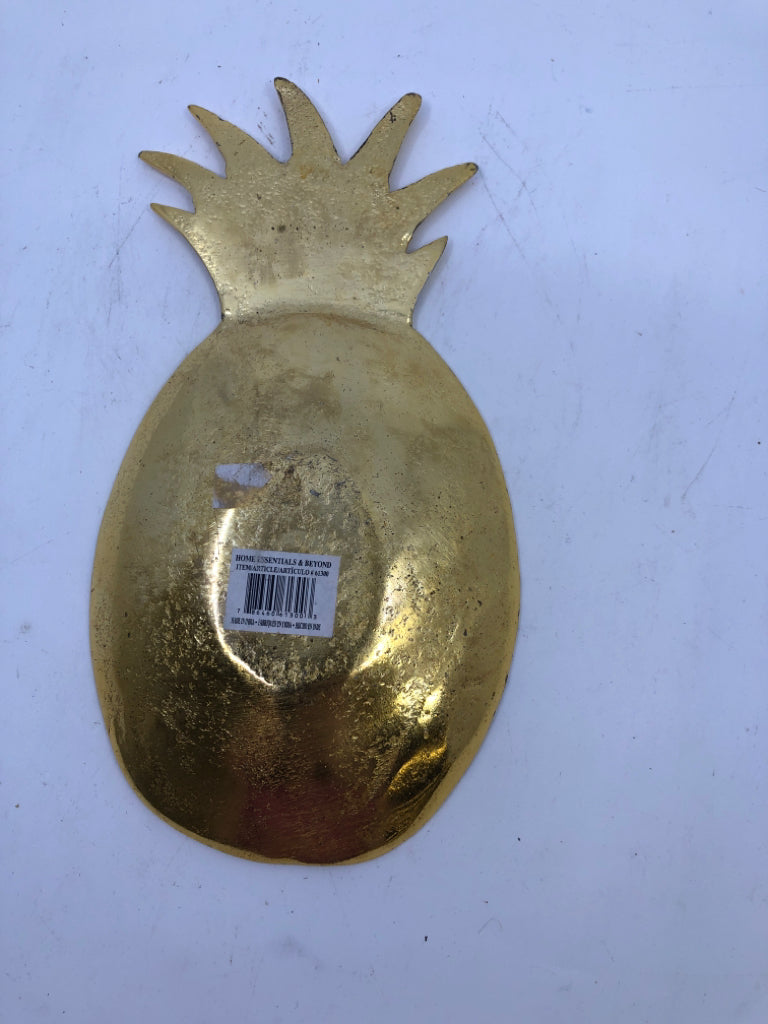 GOLD METAL PINEAPPLE CATCH ALL.