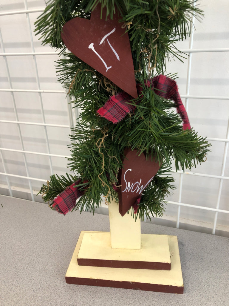 PRIMITIVE WOODEN SNOWMAN 'LET IT SNOW'.