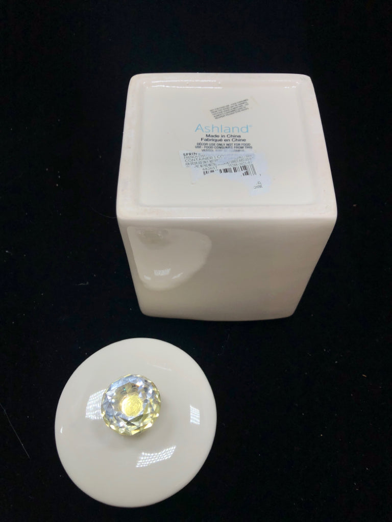 CREAM CERAMIC JAR W/JEWEL LID.