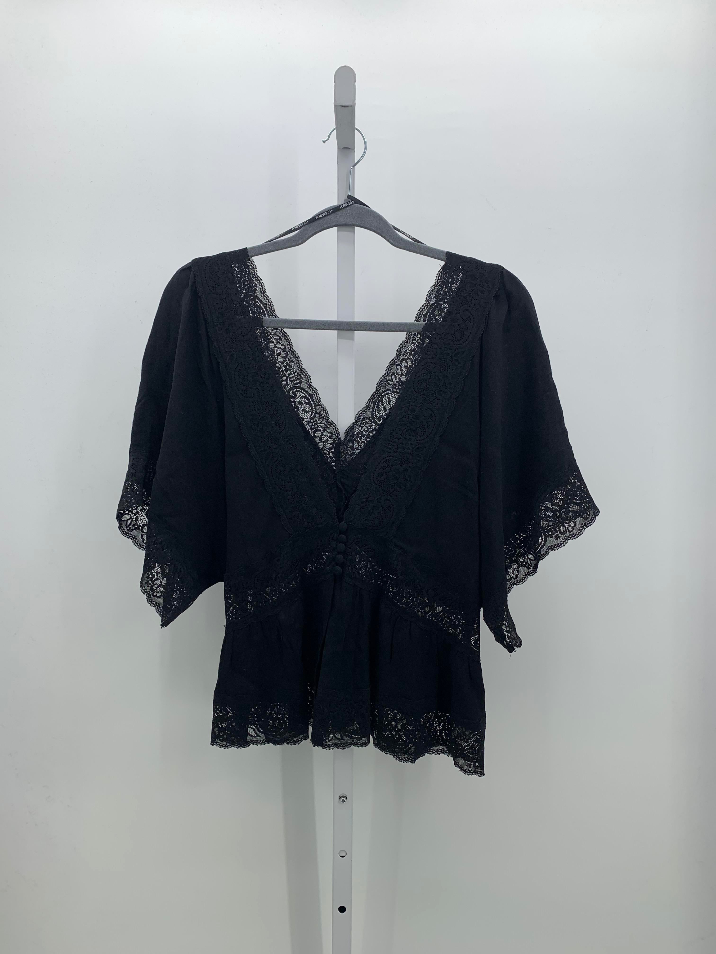 Forever 21 Size 1X Womens Short Sleeve Shirt