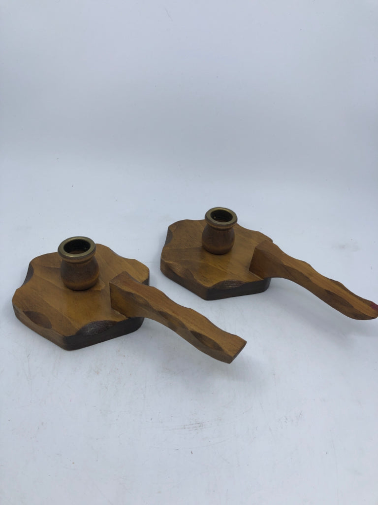 2 VTG WOOD TAPER CANDLE HOLDERS.