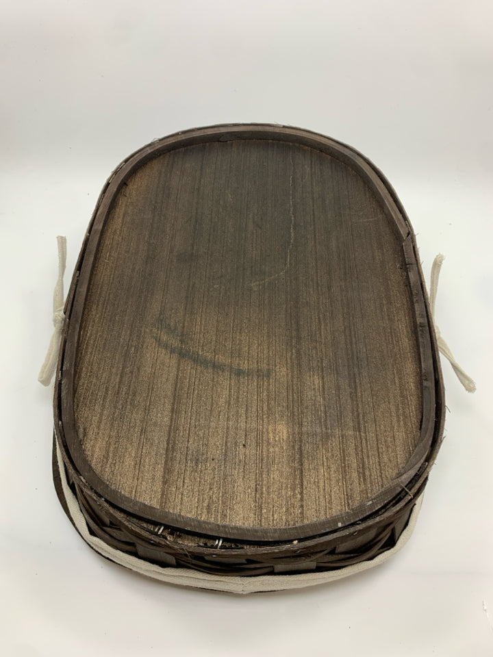 BROWN SHALLOW BASKET W/FABRIC LINING 2 HANDLES.