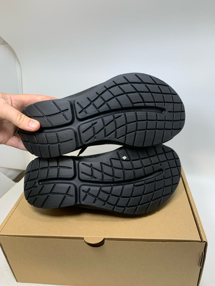 Oofos Sport Black Sneakers- New In Box