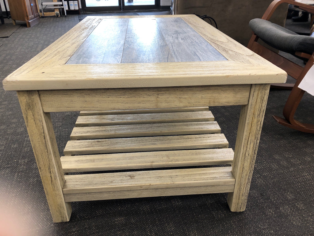 WHITE WASHED COFFEE TABLE.