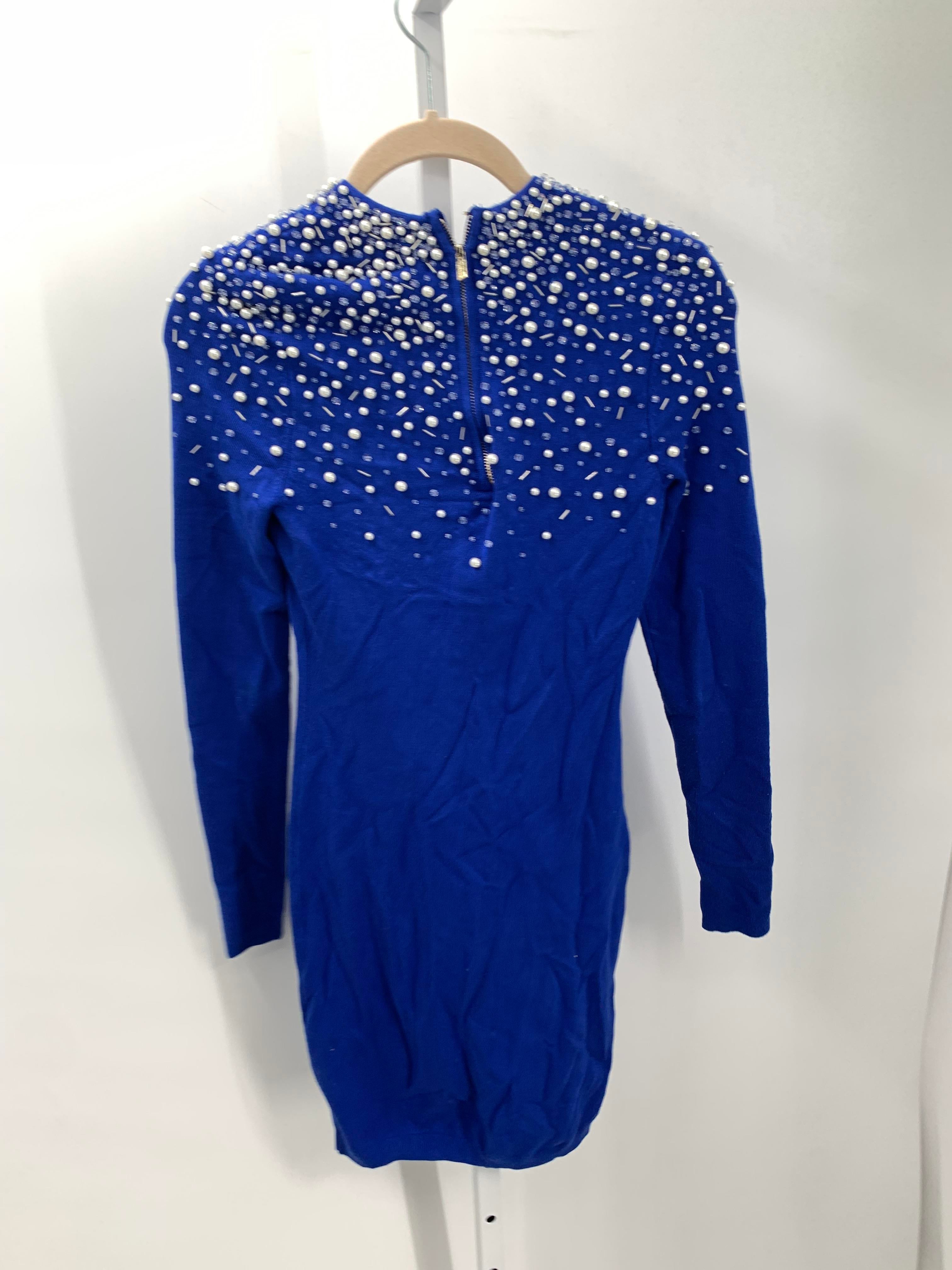 Size Small Misses Long Sleeve Dress