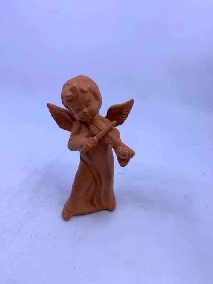 TERRACOTTA CHERUB PLAYING VIOLIN.