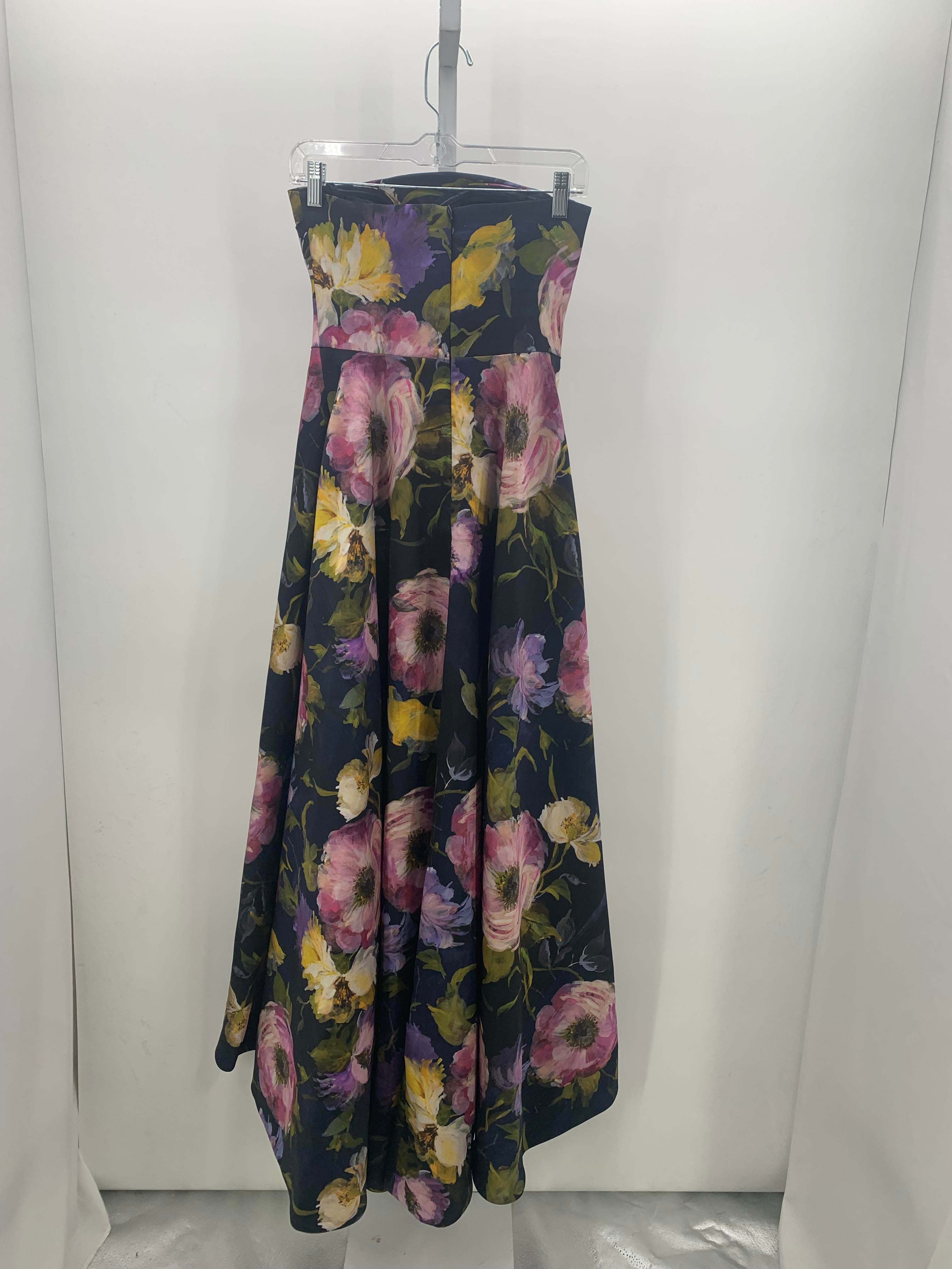 Size 0 Misses Sleeveless Dress