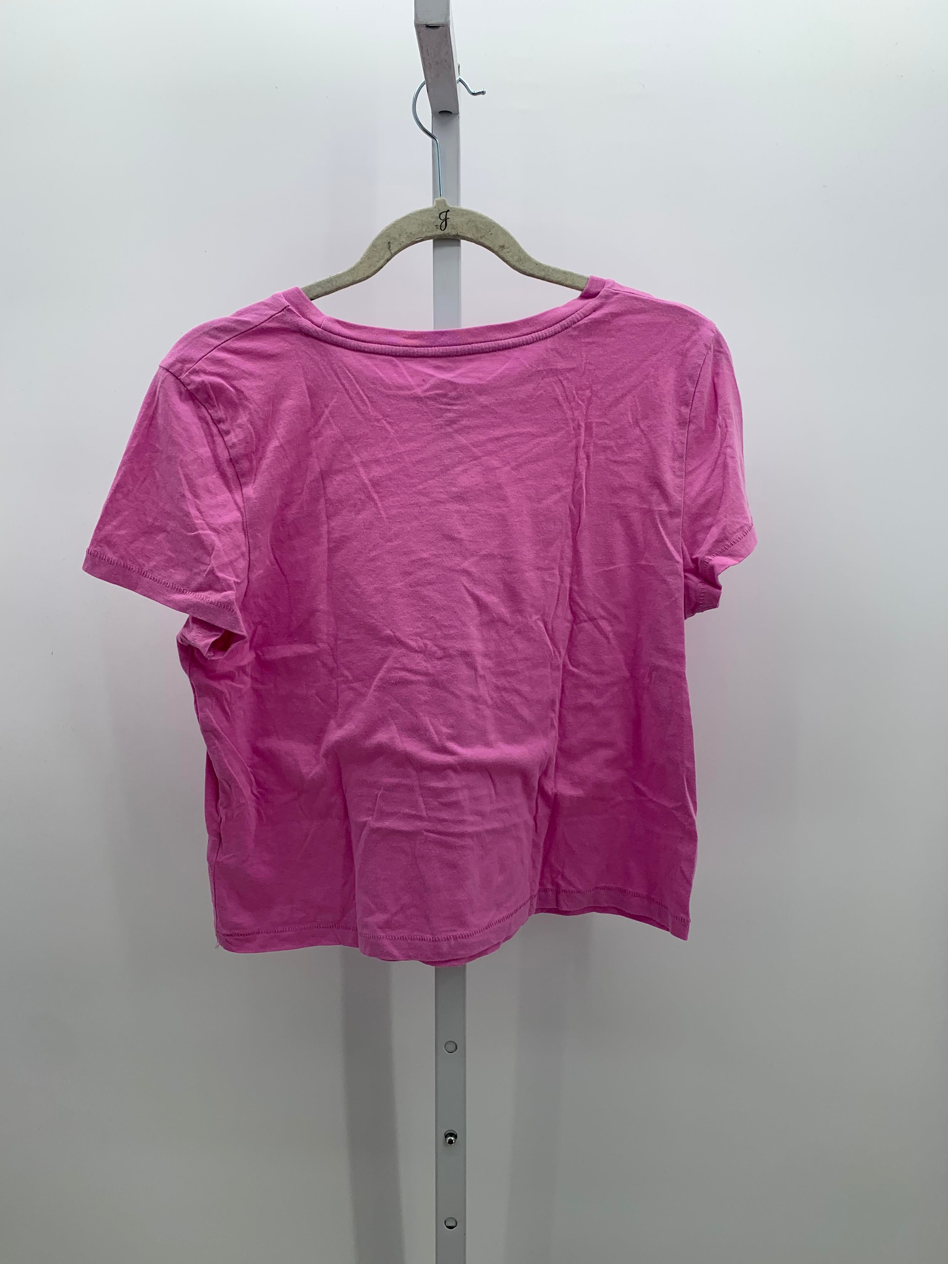 Universal Thread Size Medium Misses Short Sleeve Shirt