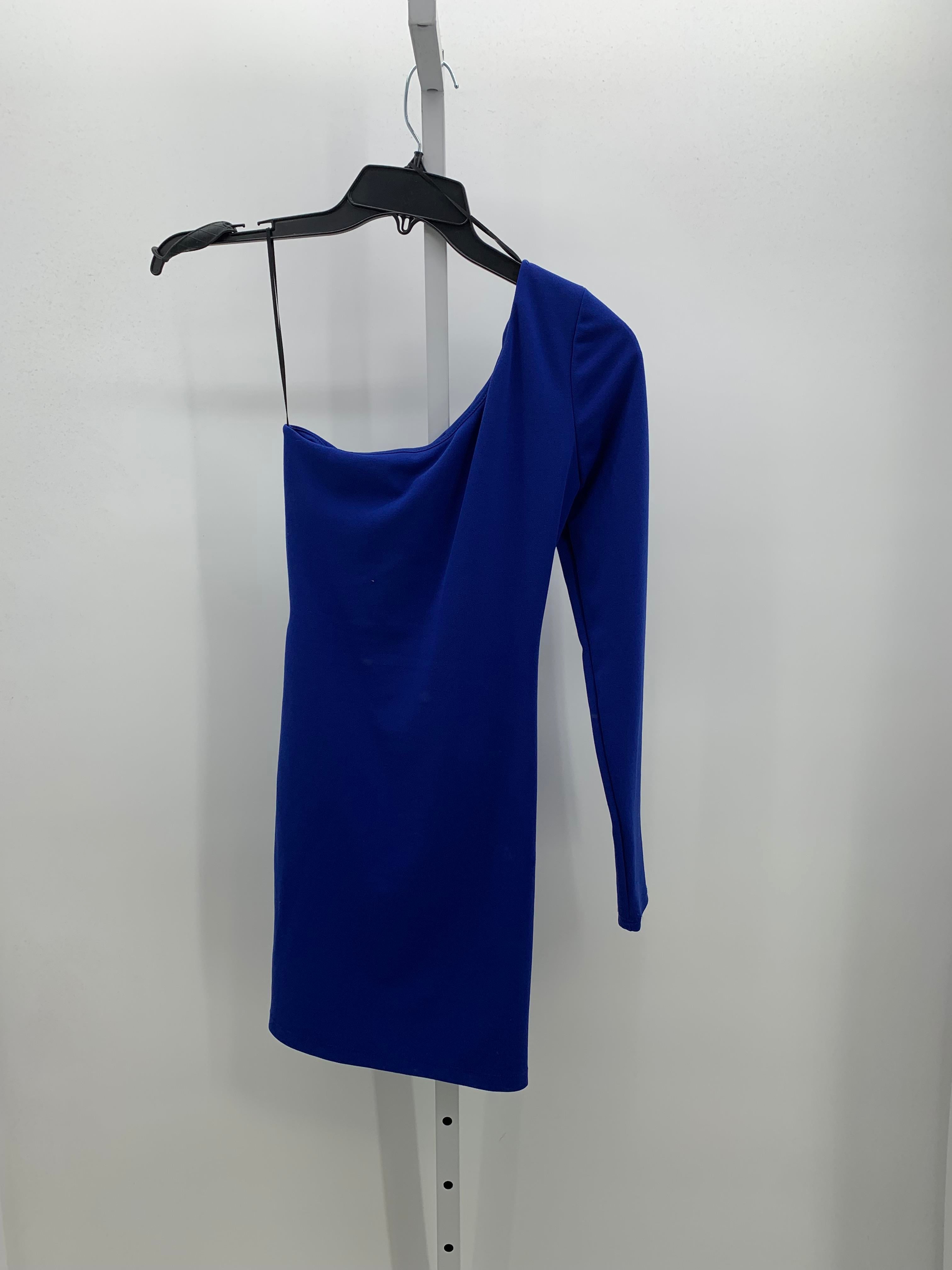 Size Small Juniors Long Sleeve Dress