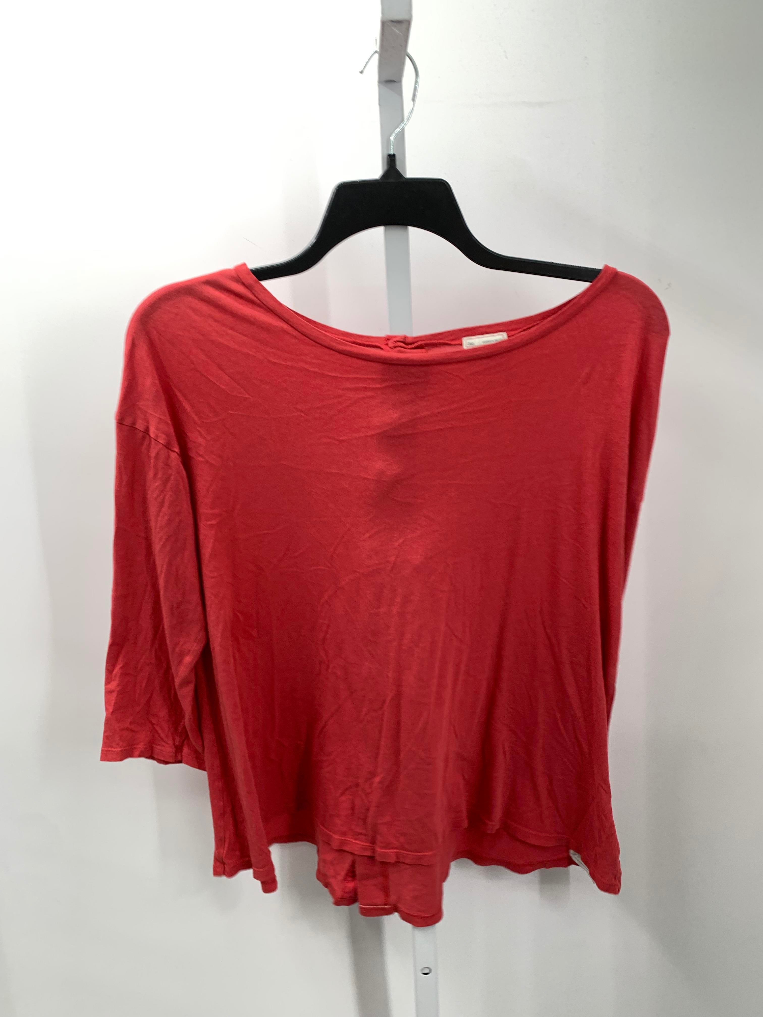 Gap Size Large Misses 3/4 Sleeve Shirt