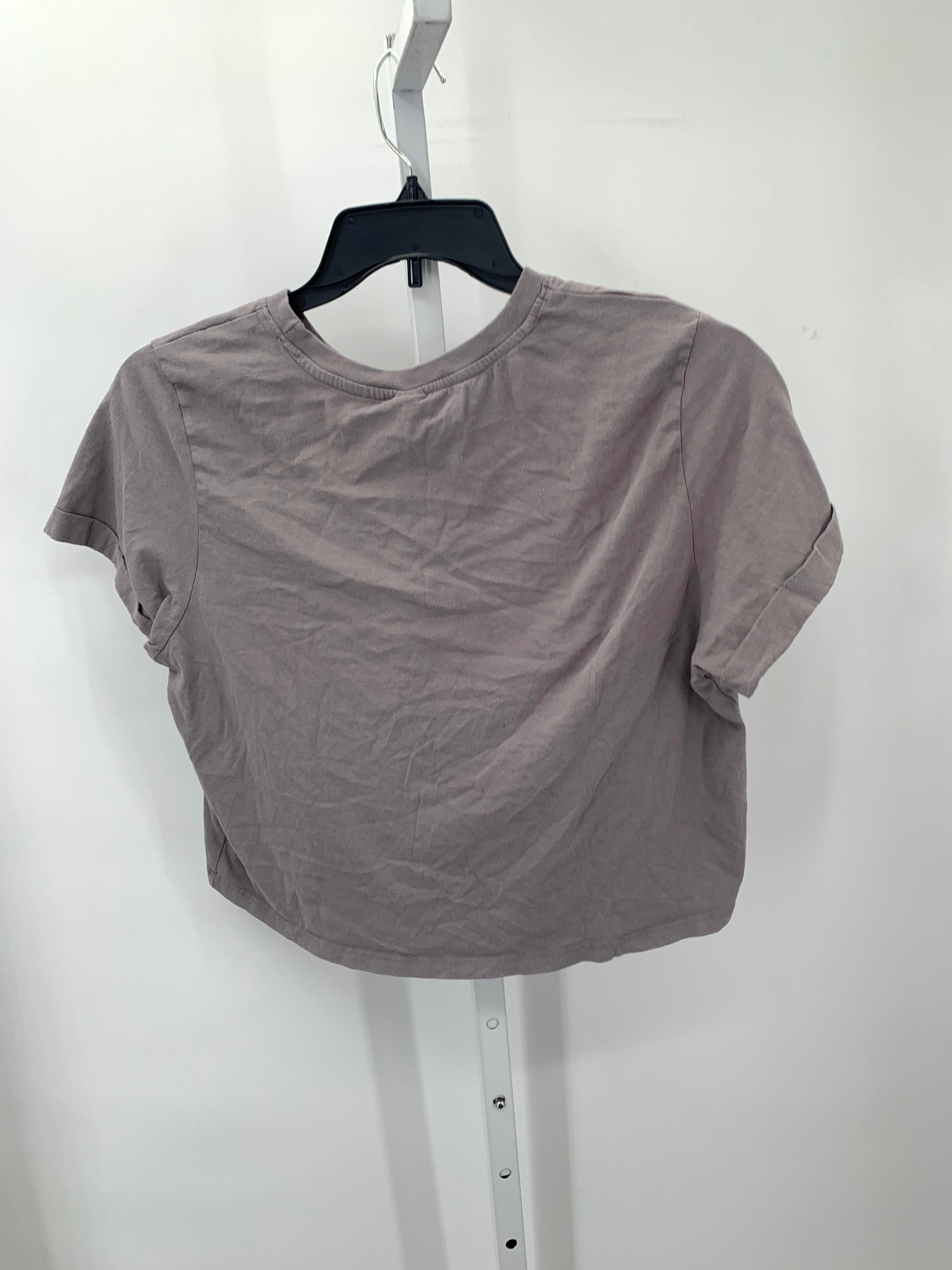 Size Large Juniors Short Sleeve Shirt