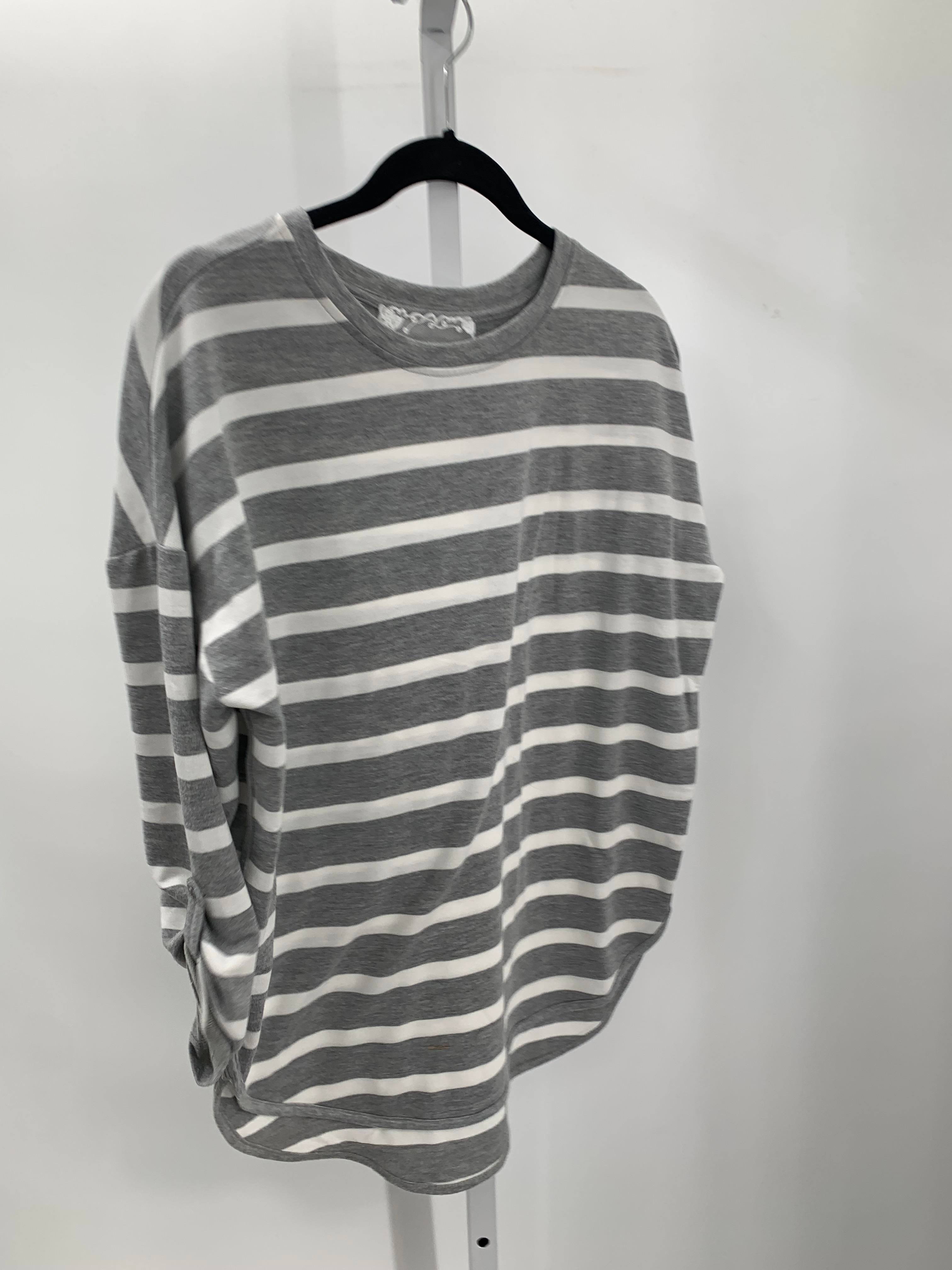 Cupio Size Small Misses 3/4 Sleeve Shirt