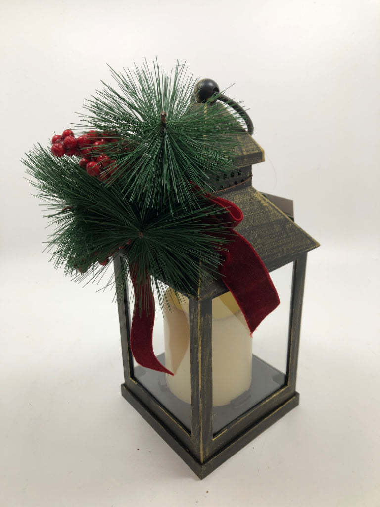 MINI HOLIDAY LED LANTERN.