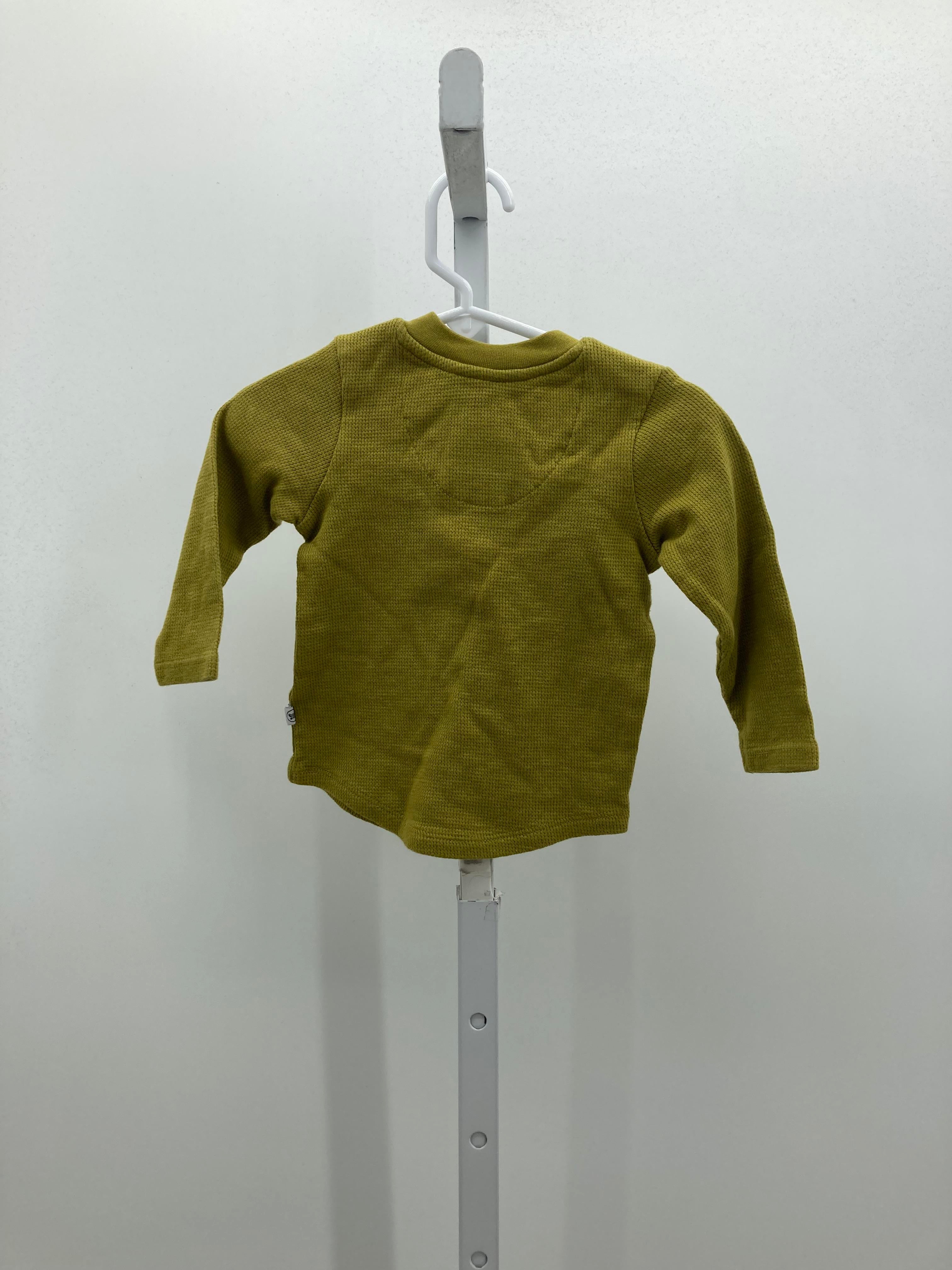 WAFFLE KNIT HENLEY.