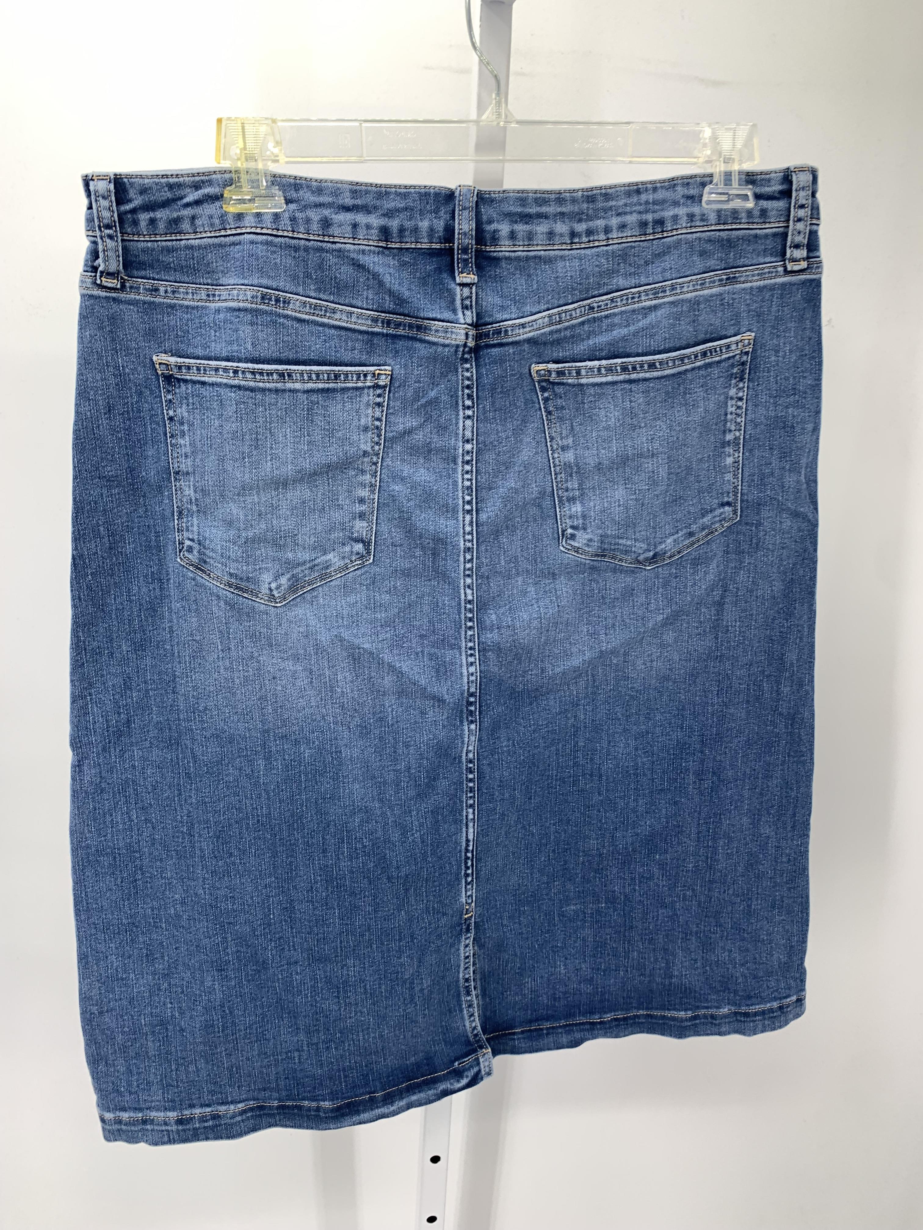 St. Johns Bay Size 16 Misses Skirt