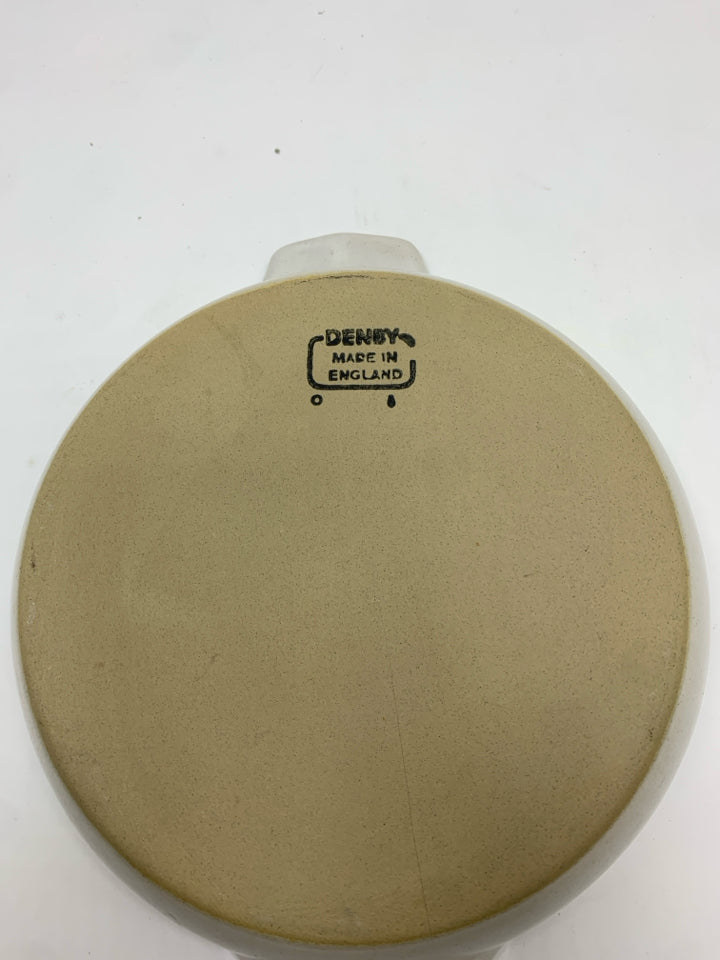 STONEWARE OVAL AU GRATIN DISH.