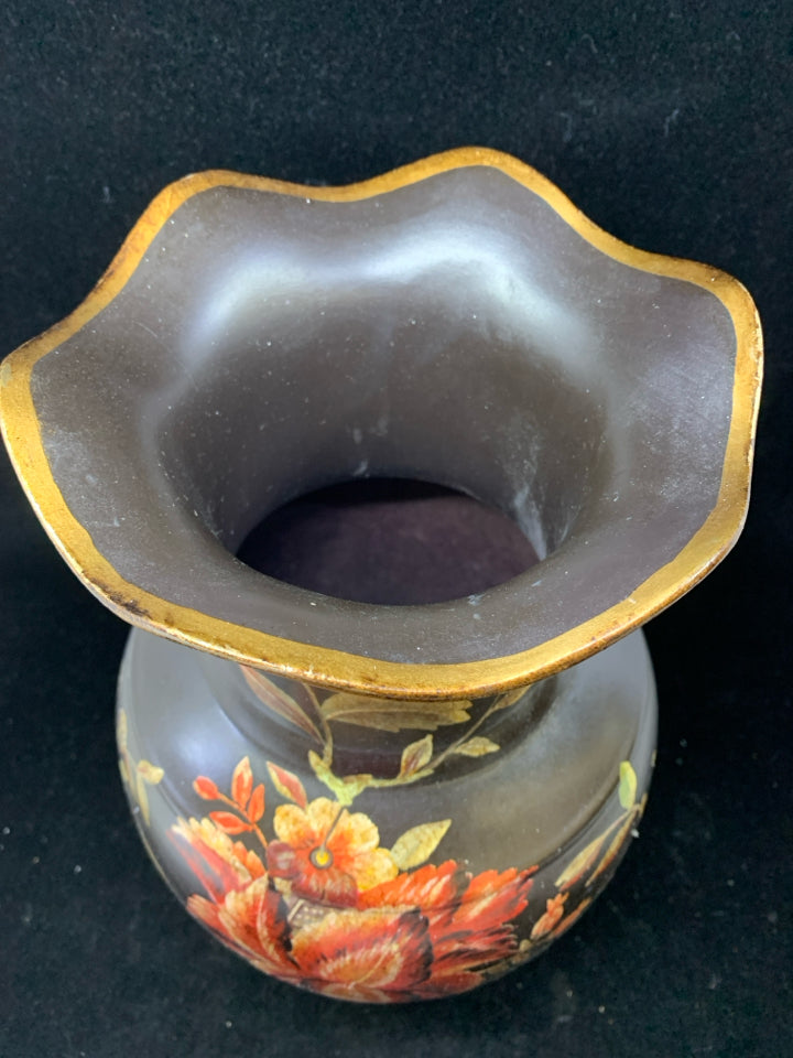 GOLD TRIM/RED PAINTED FLOWERS HEAVY BLACK VASE.