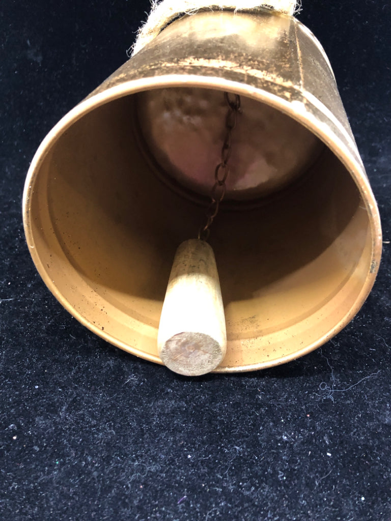 NWT LARGE GOLD DECORATIVE BELL.