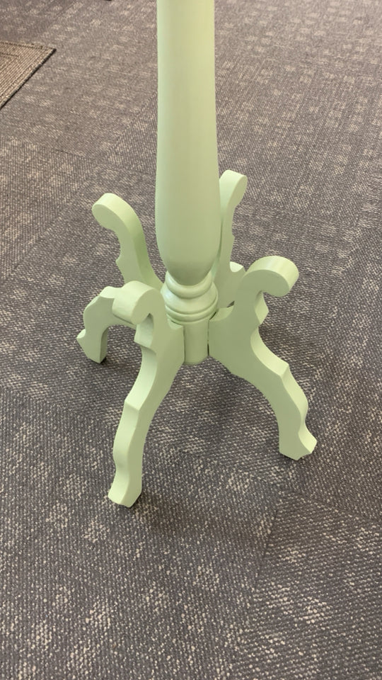 GREEN PAINTED PEDESTAL BASE PLANT STAND.
