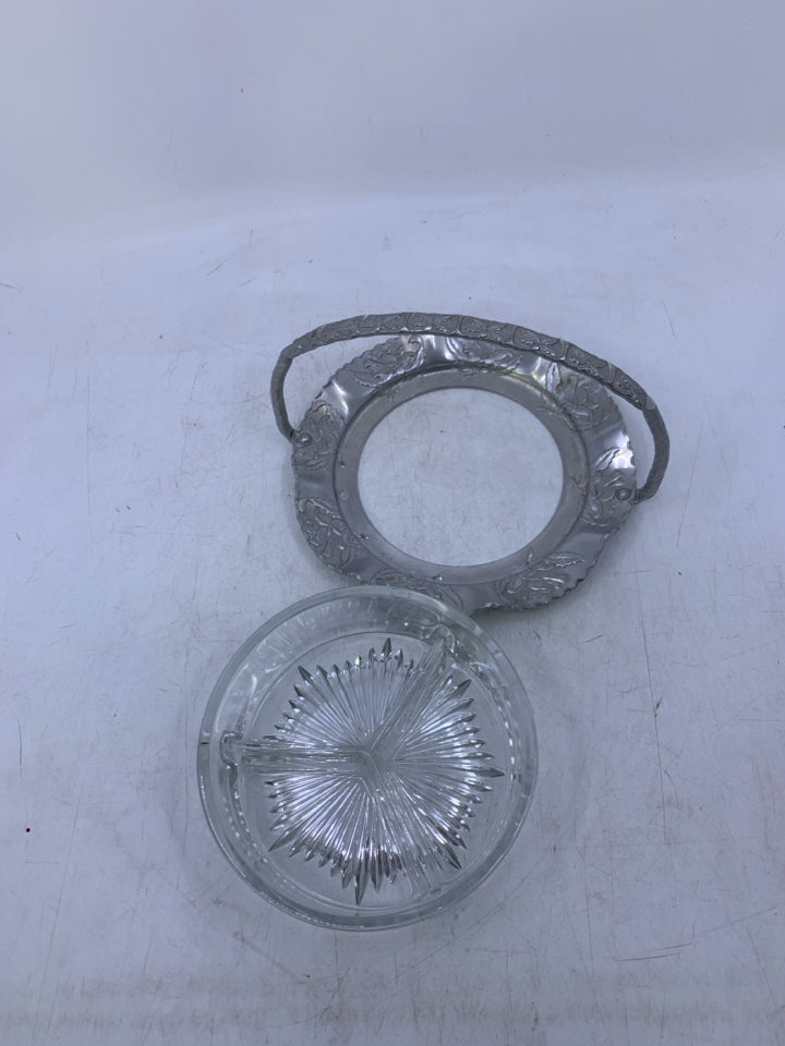 GLASS DIVIDED BOWL W/ SILVER METAL HOLDER EMBOSSED LEAVES.