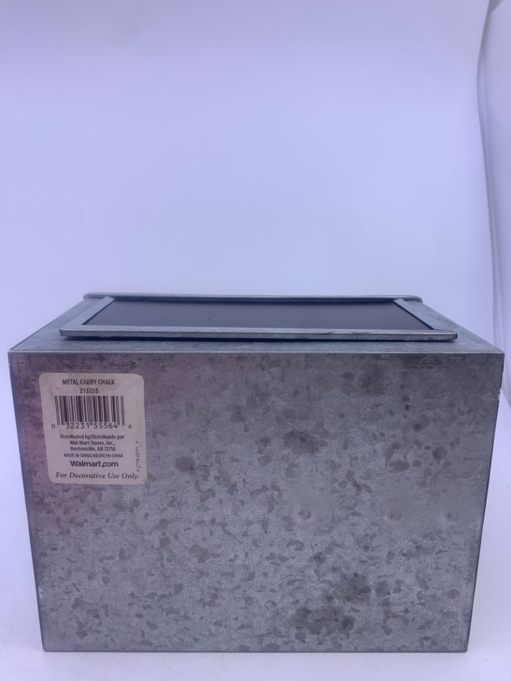 3 SECTION GALVANIZED METAL BUCKET W ROPE HANDLE.