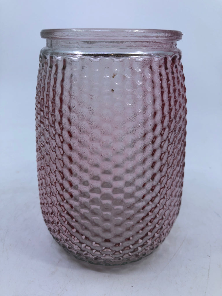 SMALL PALE PINK HOBBNAILED VASE.