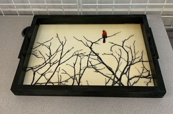 CARDINAL ON BRANCH BLACK WOOD TRAY W/HANDLES.